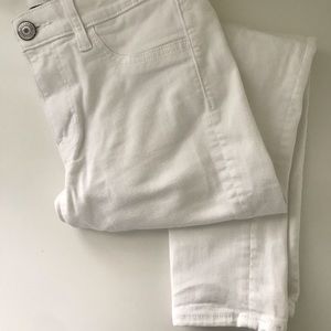 American Eagle White Jeans
